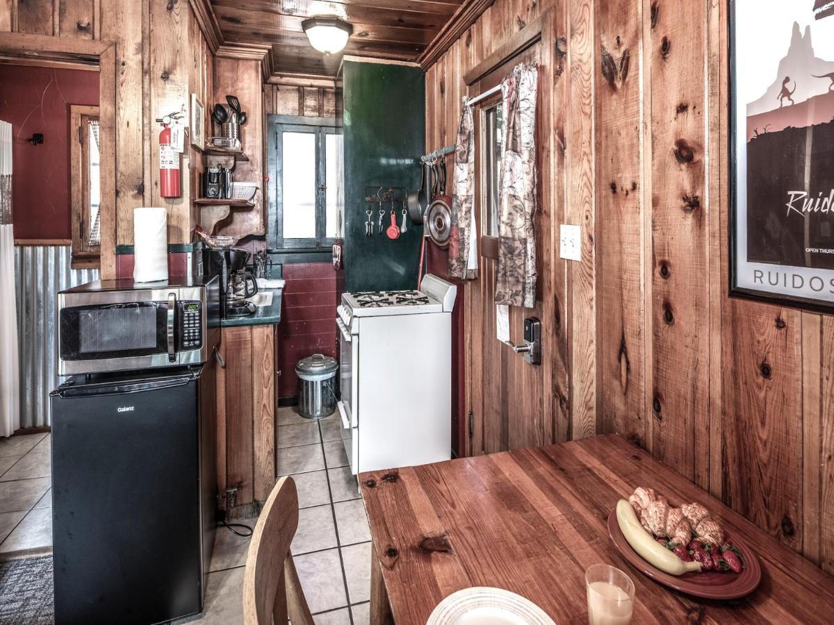 Apache Village 10, King Studio, Midtown, Sleeps 2 Ruidoso Zewnętrze zdjęcie