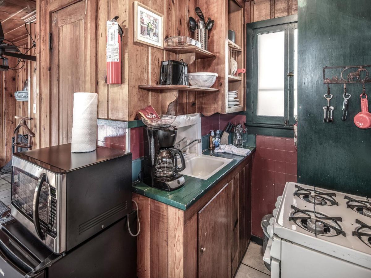 Apache Village 10, King Studio, Midtown, Sleeps 2 Ruidoso Zewnętrze zdjęcie